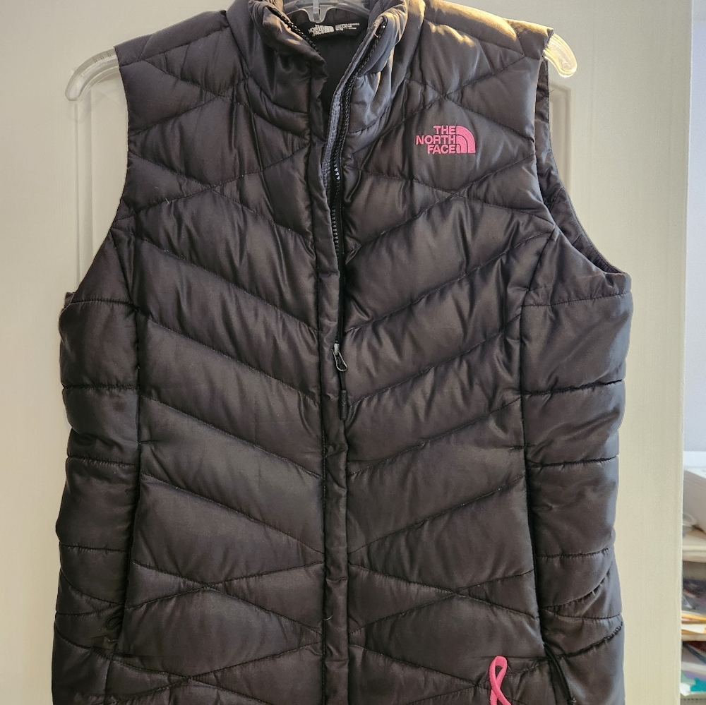 The North Face Women's Black Puffer Vest